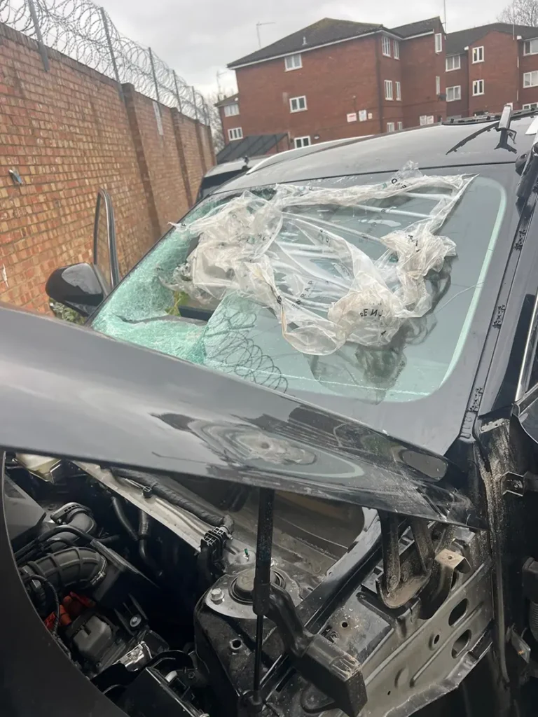 Mercedes windscreen, done - Fast Screen car glass