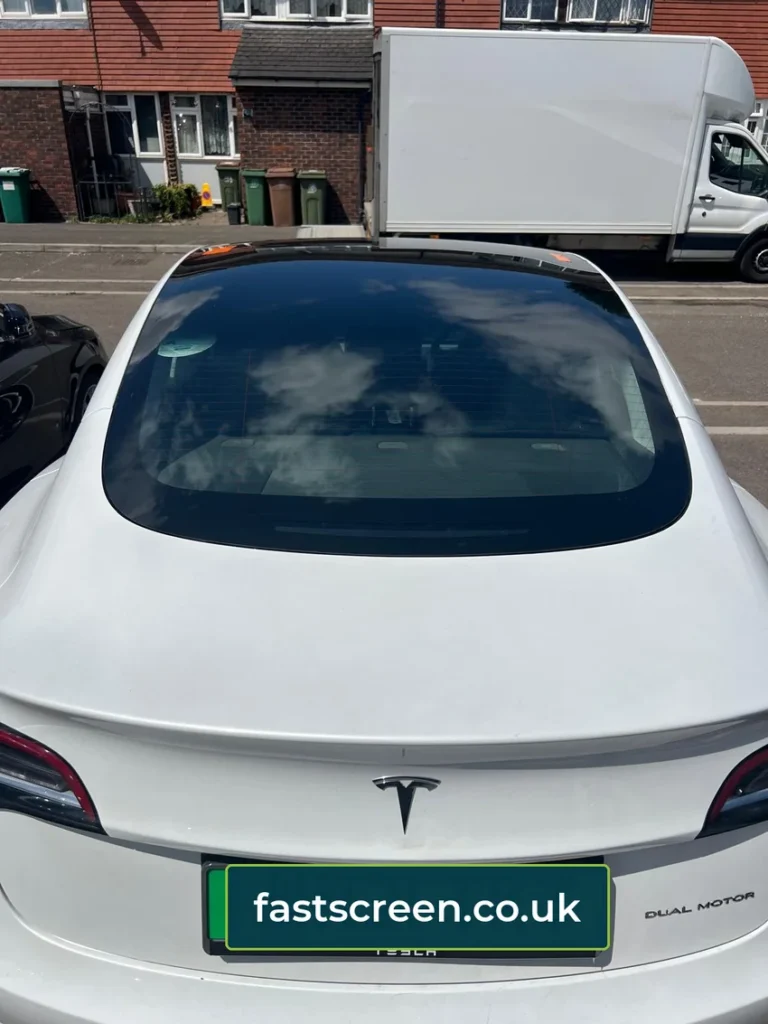 Tesla rear screen, fitted - Fast Screen car glass