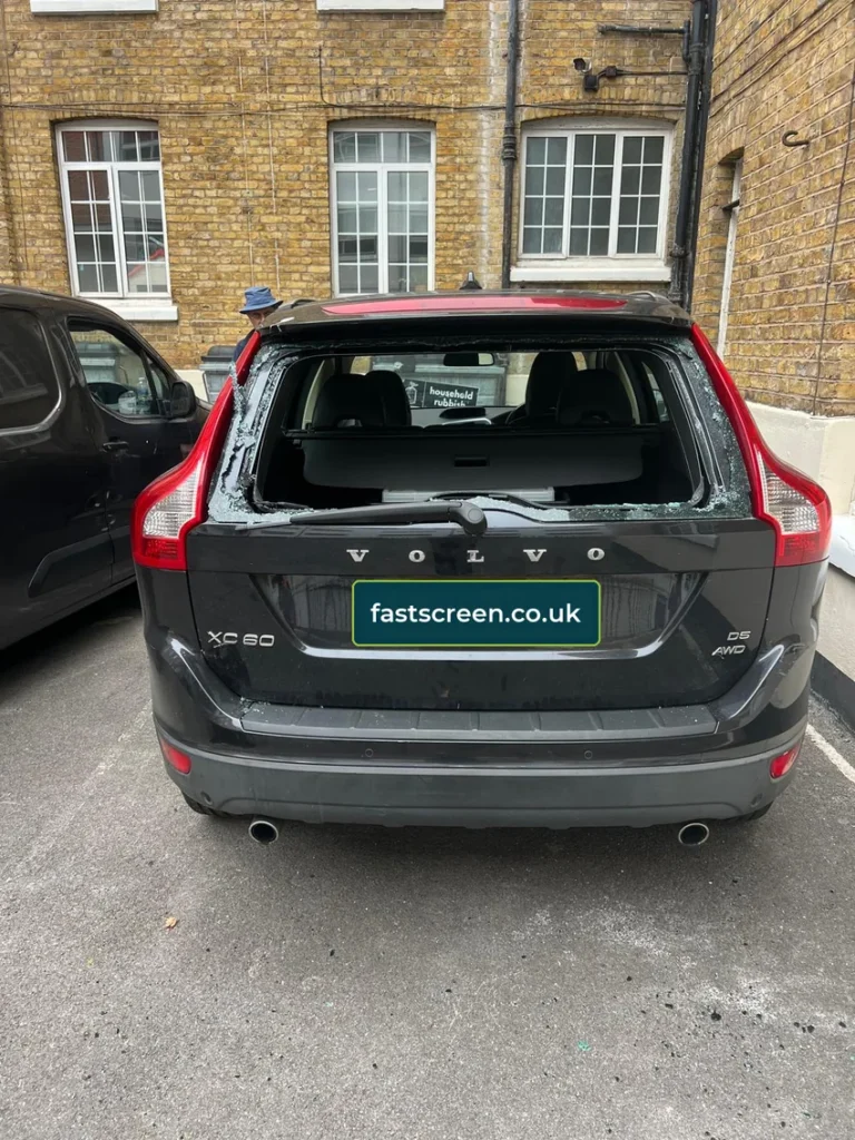 Volvo XC60 smashed rear screen - Fast Screen car glass